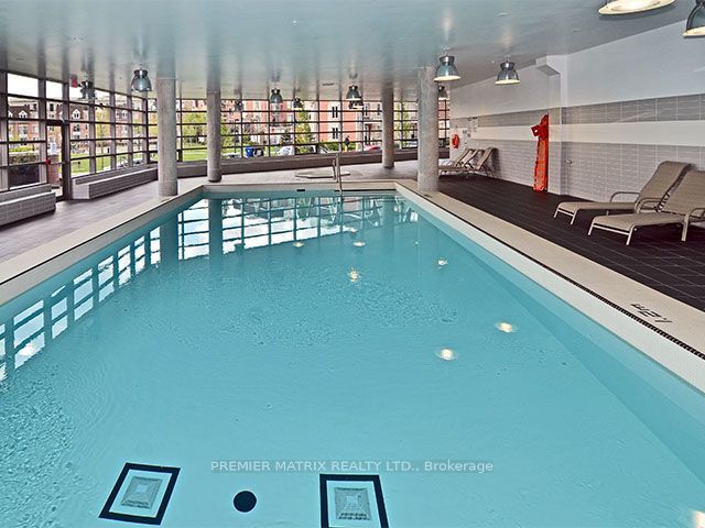802 - 38 Joe Shuster Way