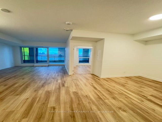 619 - 181 Sheppard Ave E