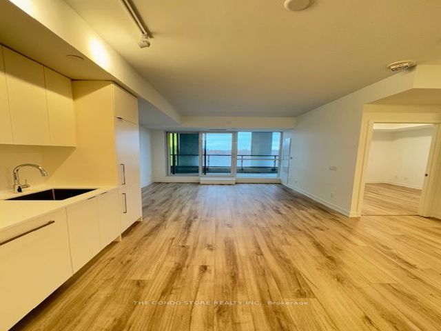 619 - 181 Sheppard Ave E