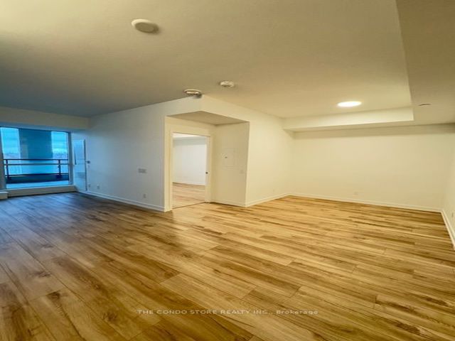 619 - 181 Sheppard Ave E