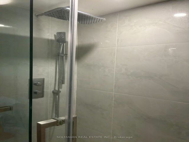506 - 20 Fashion Rose Way