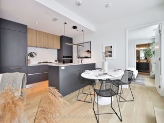 PH701 - 1414 Bayview Ave