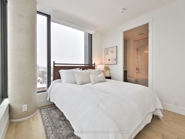 PH701 - 1414 Bayview Ave
