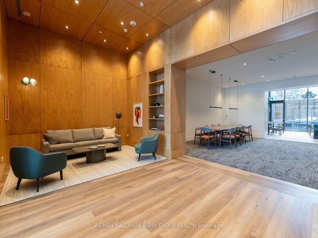 PH701 - 1414 Bayview Ave