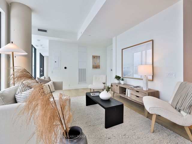 PH701 - 1414 Bayview Ave