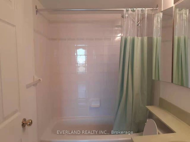 1006 - 28 Pemberton Ave