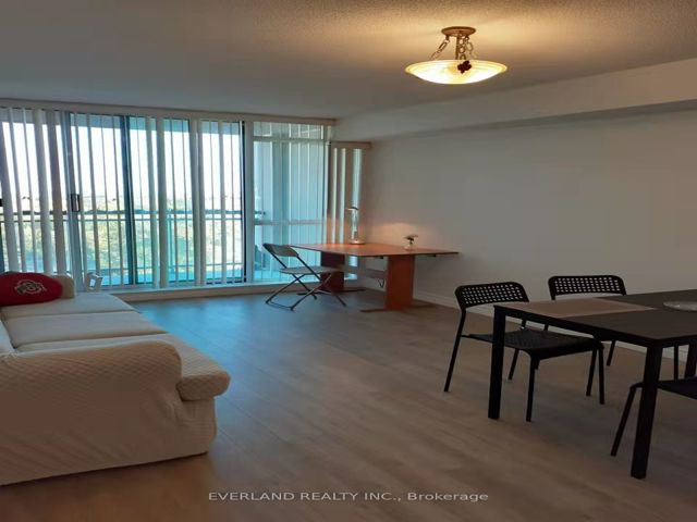 1006 - 28 Pemberton Ave