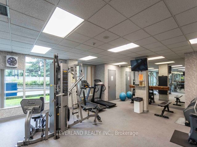 1006 - 28 Pemberton Ave