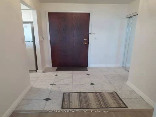 1006 - 28 Pemberton Ave