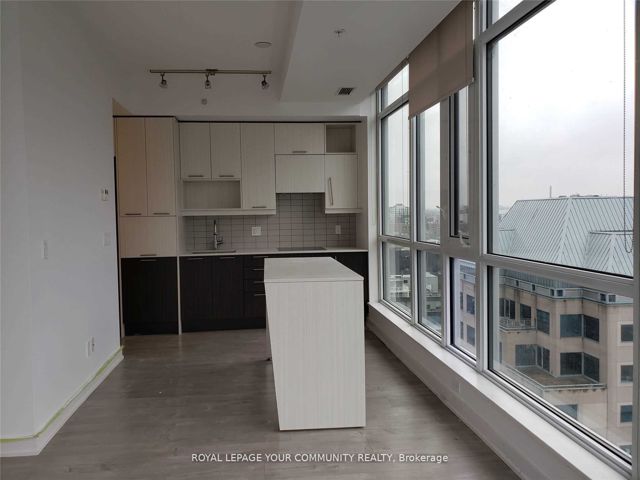 1602 - 199 Richmond St W