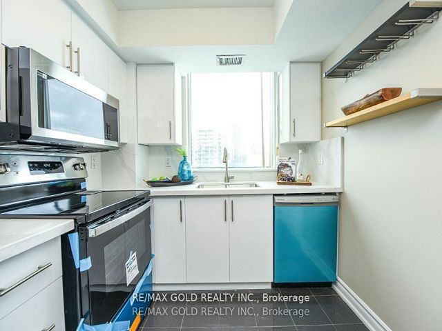 2310 - 30 Harrison Garden Blvd N