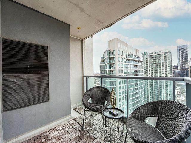 2310 - 30 Harrison Garden Blvd N