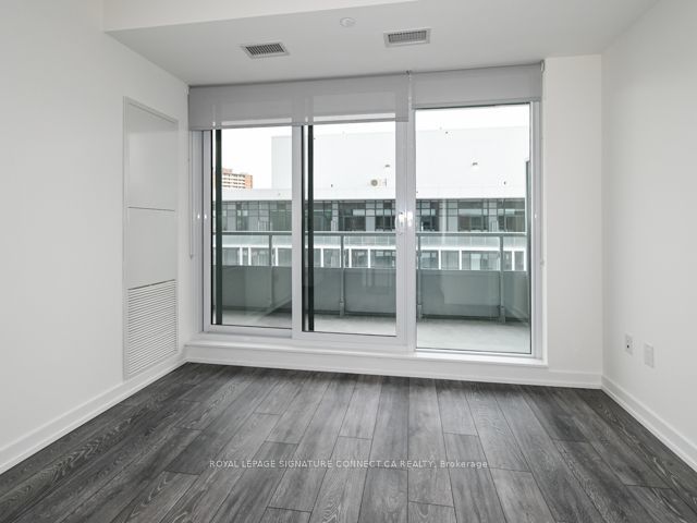 1101 - 225 Sumach St W