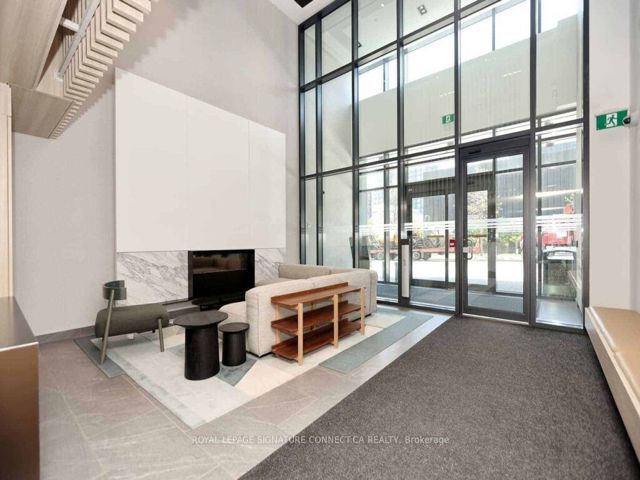 1101 - 225 Sumach St W