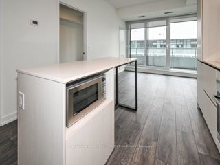 1101 - 225 Sumach St W
