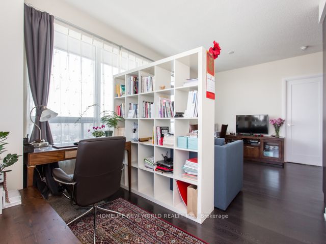 4323 - 5 Sheppard Ave E