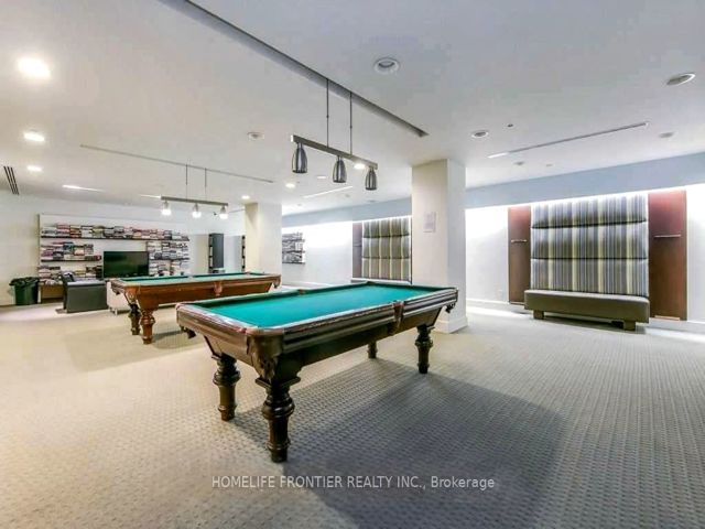 1109 - 208 Queens Quay W