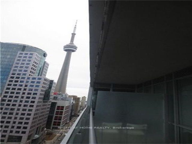 1710 - 80 John St