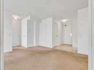 522 - 650 Lawrence Ave W