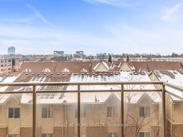 522 - 650 Lawrence Ave W
