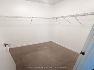 2007 - 770 Bay St