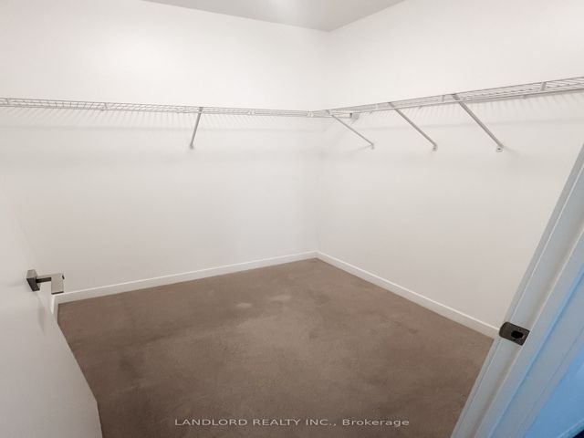 2007 - 770 Bay St