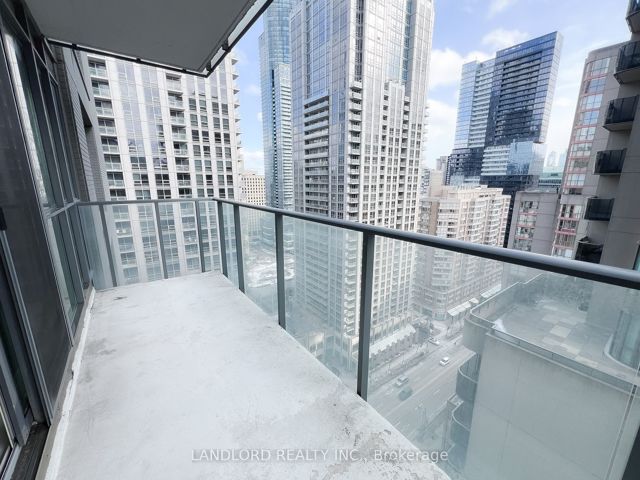 2007 - 770 Bay St