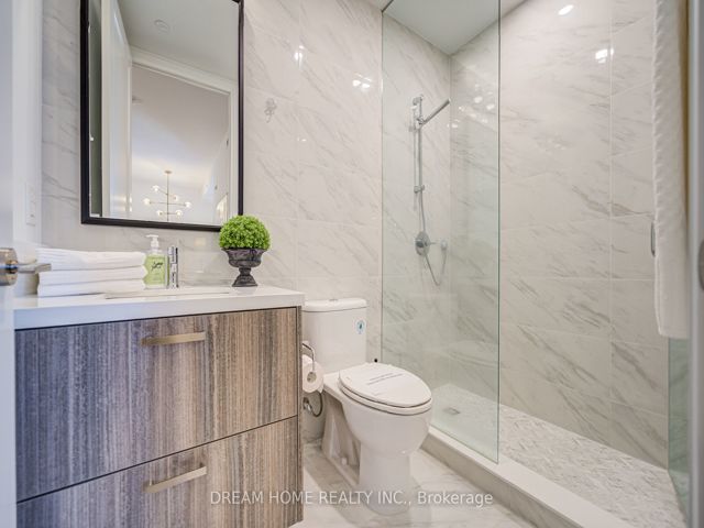 PH29 - 280 Howland Ave