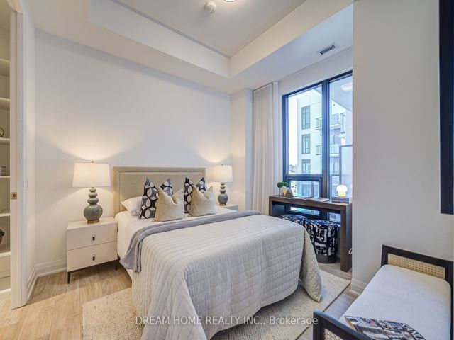 PH29 - 280 Howland Ave