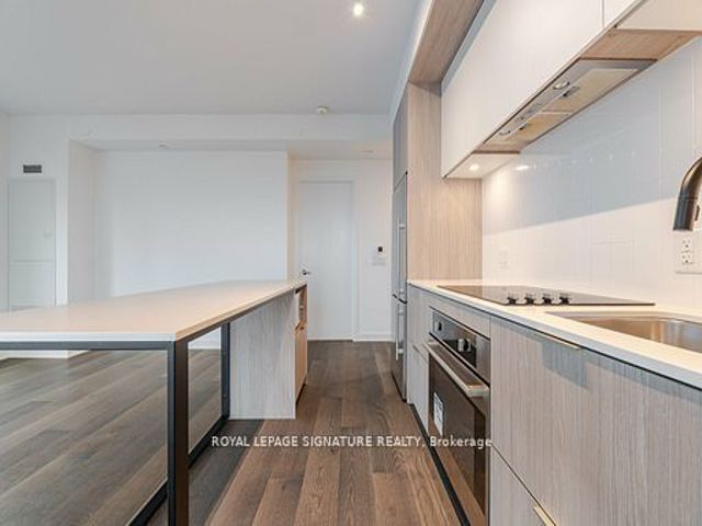 E-2802 - 130 River St
