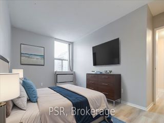 206E - 30 Fashion Roseway