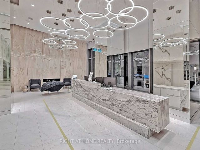 721 - 251 Jarvis St