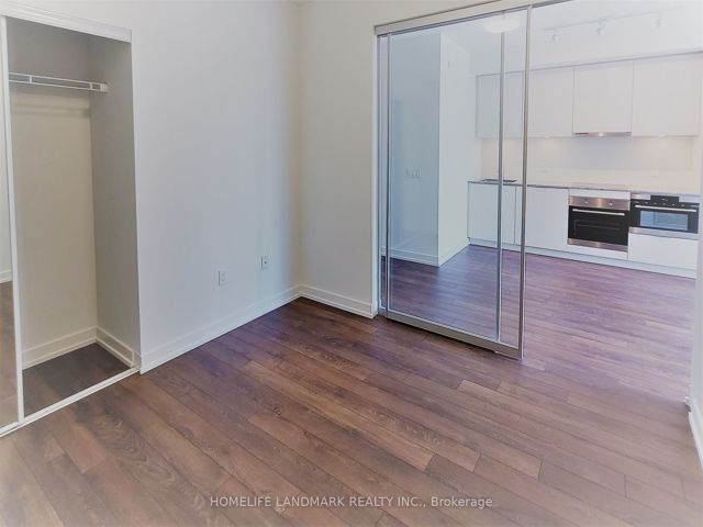 623 - 158 Front St E