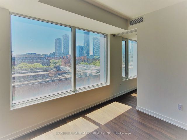 623 - 158 Front St E