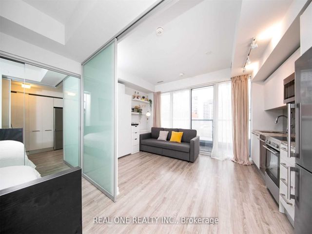 503 - 28 Wellesley St E