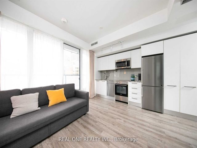 503 - 28 Wellesley St E