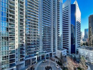 1112 - 155 Beecroft Rd