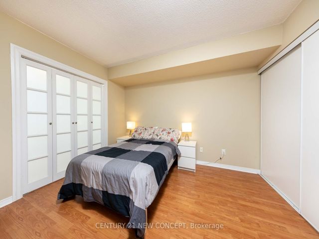 1112 - 155 Beecroft Rd