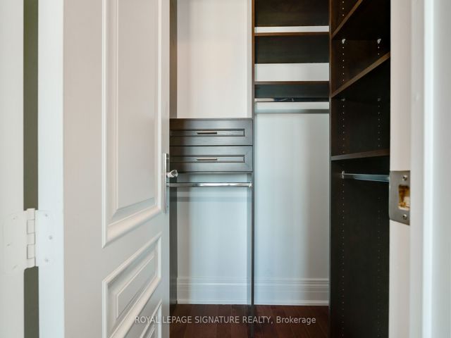 1110 - 20 Bloorview Pl