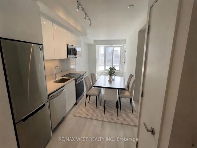 611 - 50 Power St