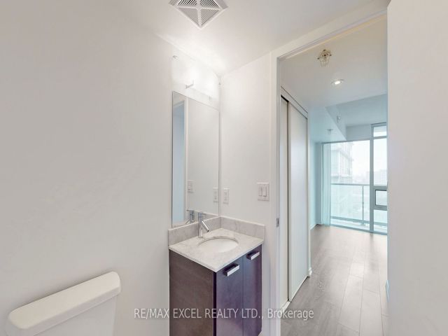 1920 - 36 Lisgar St