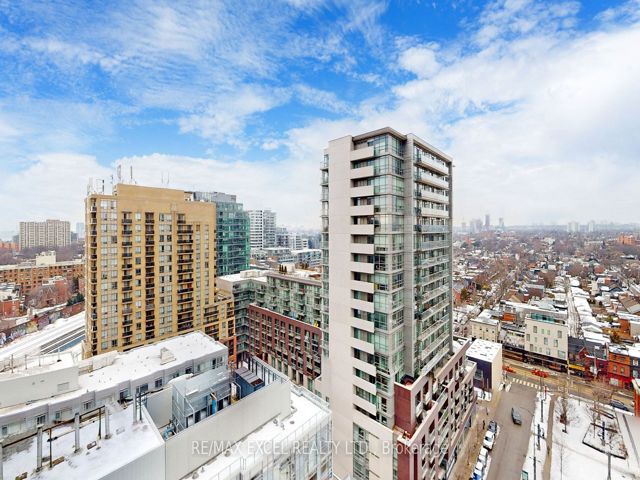 1920 - 36 Lisgar St