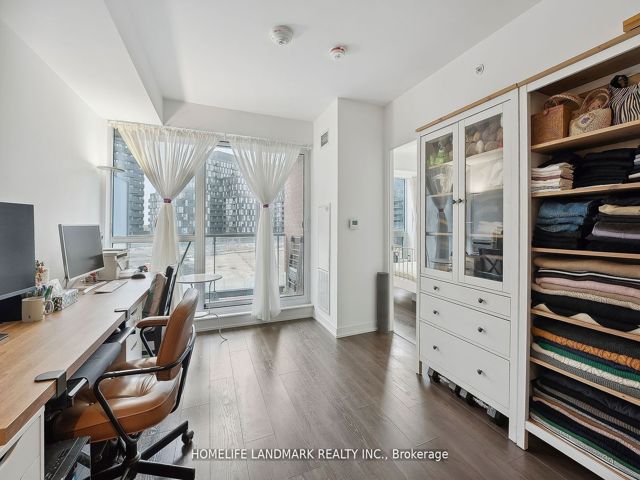 359 - 31 Tippett Rd