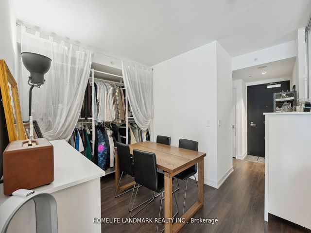 359 - 31 Tippett Rd