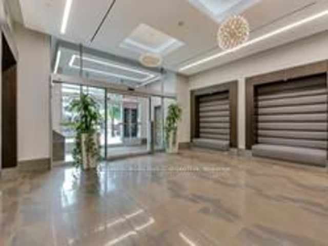 1012 - 18 Yonge St