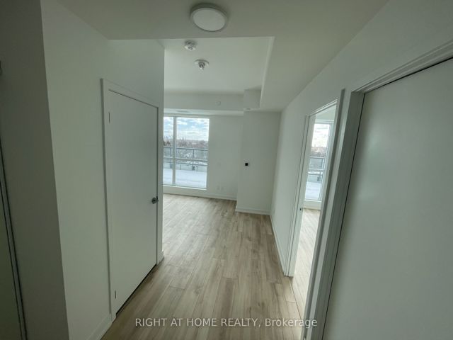 612 - 181 Sheppard Ave E