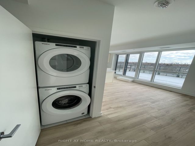 612 - 181 Sheppard Ave E