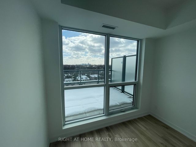 612 - 181 Sheppard Ave E