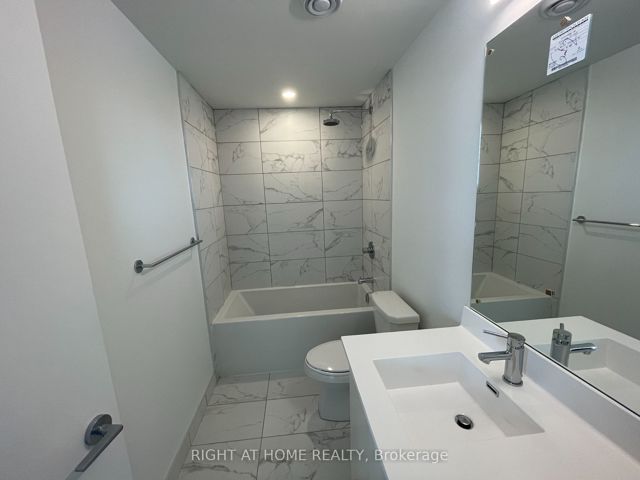 612 - 181 Sheppard Ave E