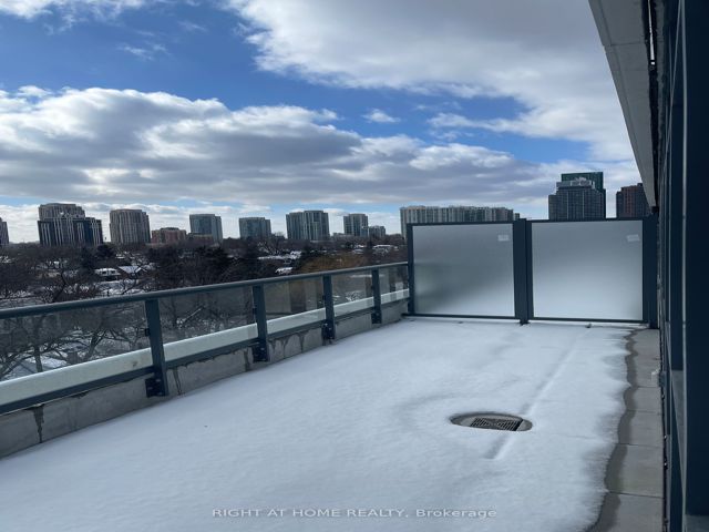 612 - 181 Sheppard Ave E